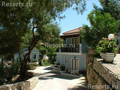 Alexandra Beach Hotel & Bungalows 10